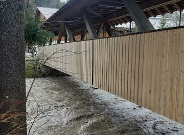 switzerland/gstaad/attraction/holzbrucke-am-pilosophenweg