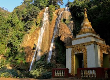 myanmar-burma/chin-hills/attraction/dat-taw-gyaint-waterfall