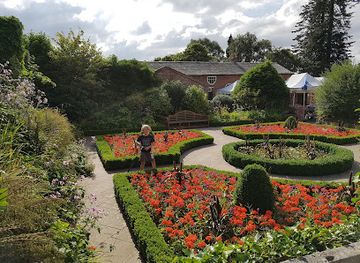united-kingdom/staffordshire/attraction/bantock-house