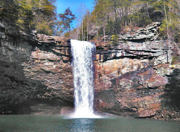 tennessee/fall-creek-falls-state-park/attraction/lost-creek-falls-cave-trailhead