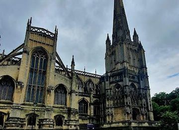 united-kingdom/cardiff/attraction/st-mary-redcliffe-church