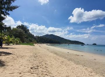 thailand/phuket/attraction/naiyang-beach