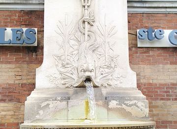 france/grenoble/attraction/fontaine-sainte-claire