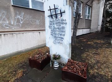 slovakia/presov/attraction/pamatnik-roku-1944