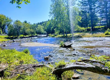 vermont/sugarbush-resort/attraction/dog-team-falls
