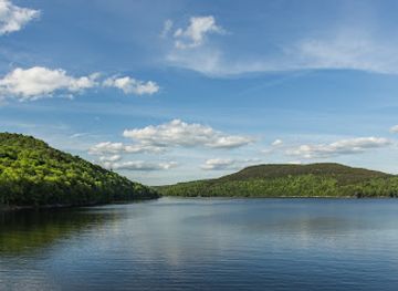 vermont/molly-stark-state-park/attraction/green-mountain-adventure-challenge