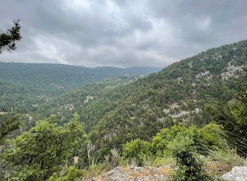 lebanon/kadisha-valley/attraction/shir-el-kef-mazraaet-el-touffah