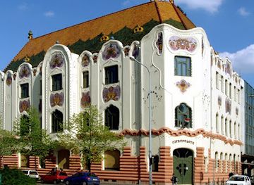 hungary/alfold-great-hungarian-plain/attraction/cifra-palace