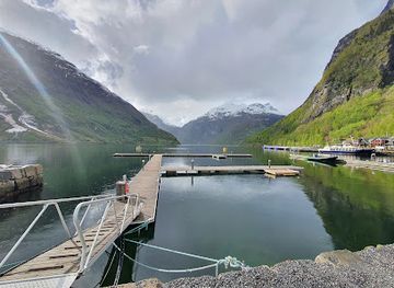 norway/more-og-romsdal/attraction/promenada-geiranger-port