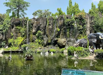 indonesia/west-java/attraction/schmutzer-primate-center