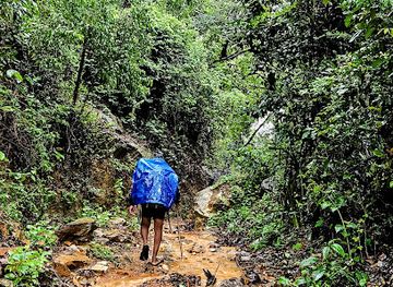 india/gokarna/attraction/trail-to-moon-beach