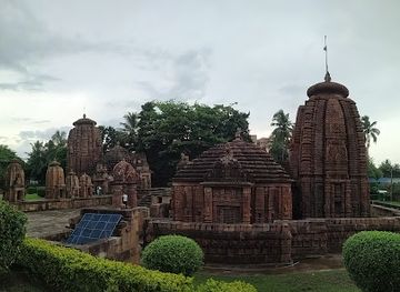 india/east-india/attraction/chitrakarini-temple