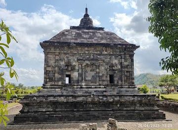 indonesia/yogyakarta/attraction/banyunibo-temple