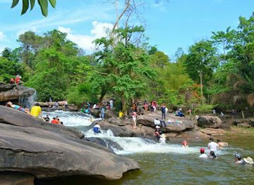 laos/xaisomboun-province/attraction/nampa-phoukhaokhouay-park