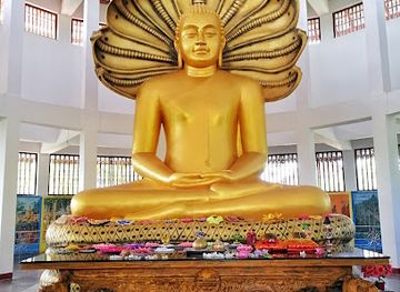 sri-lanka/eastern-province/attraction/seruwawila-rajamaha-viharaya