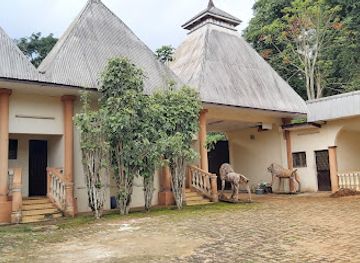 cameroon/banyang-mbo-wildlife-sanctuary/attraction/chefferie-bafang