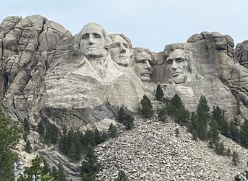 south-dakota/black-hills/attraction/black-hills-open-top-tours