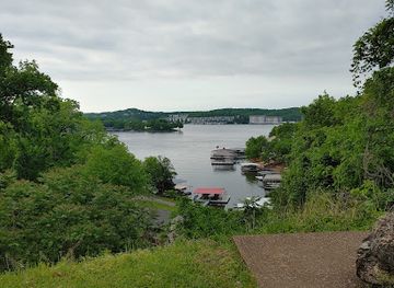 missouri/lake-of-the-ozarks/attraction/dogpatch-arcade-llc