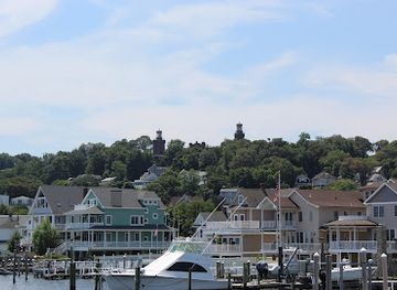 new-jersey/highlands-region/attraction/twin-lights-state-historic-site