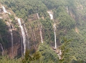 india/meghalaya/attraction/david-scott-memorial-stone