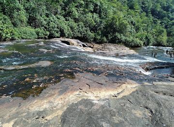 sri-lanka/kitulgala/attraction/rakkanawa-water-fall