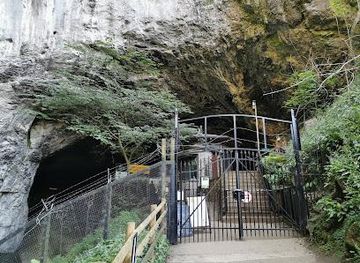 united-kingdom/sheffield/attraction/peak-cavern