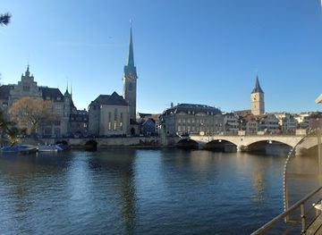 switzerland/zurich/lindenhof/attraction/historische-quais-am-zurisee