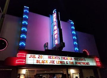 texas/sugar-land/attraction/the-heights-theater