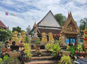 thailand/ayutthaya-province/attraction/wat-chedi-daeng