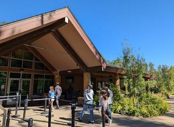 montana/kalispell/attraction/apgar-visitor-center