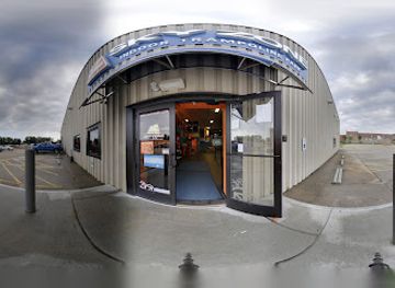 ohio/punderson-state-park/attraction/sky-zone-trampoline-park