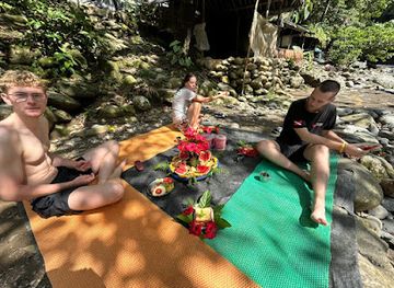 indonesia/bukit-lawang/attraction/wisma-batu-mandi-bukit-lawang