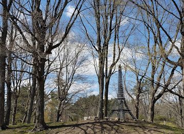 michigan/pere-marquette-state-forest/attraction/paris-michigan-eiffel-tower