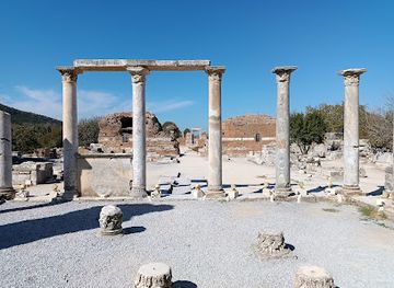 turkiye/ephesus/attraction/ancient-christian-church-of-virgin-mary