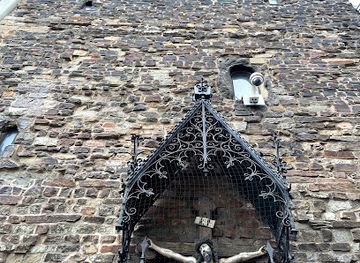 germany/aachen/attraction/beautiful-cross-sculpture