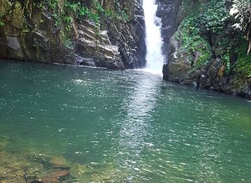 trinidad-and-tobago/mayaro/attraction/paria-waterfall