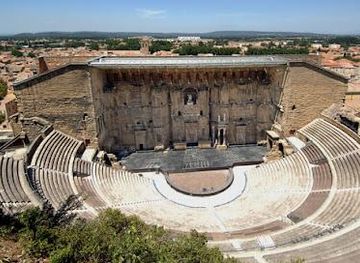france/nimes/attraction/theatre-antique-d-orange