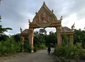 thailand/loei/attraction/wat-pra-putthabat-phu-kwai-ngoen