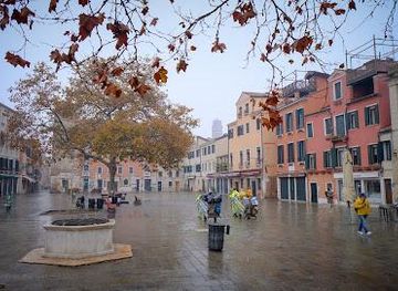 italy/venice/attraction/campo-santa-margherita