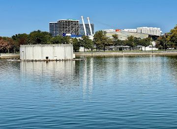 new-york/new-york-city/queens/attraction/fountain-of-the-planets