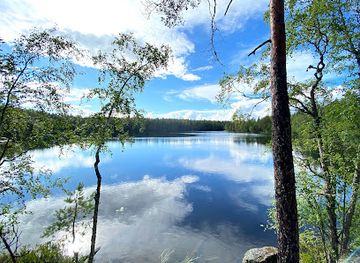 finland/kymenlaakso/attraction/pirunkirkko-rock-formation