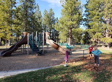 oregon/bend/attraction/wildflower-park