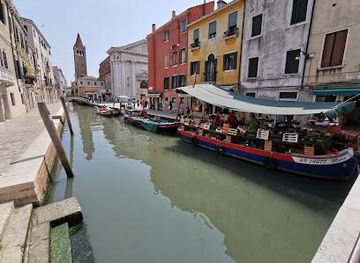 italy/venice/attraction/ponte-dei-pugni