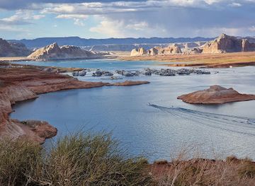 arizona/page/attraction/navajo-mountain-viewpoint