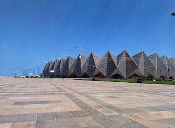 azerbaijan/sumqayit/attraction/baku-crystal-hall