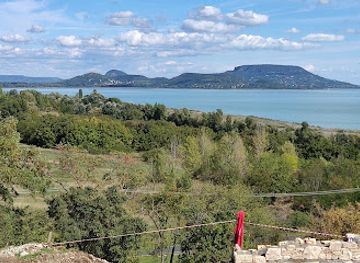 hungary/balaton-uplands/attraction/szepkilato