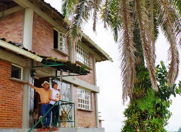 colombia/quindio-department/attraction/finca-tematica-la-divisa