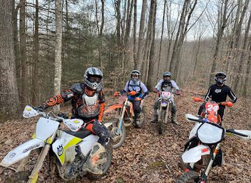 kentucky/eastern-mountain-coal-fields/attraction/redbird-crest-sugar-creek-trailhead
