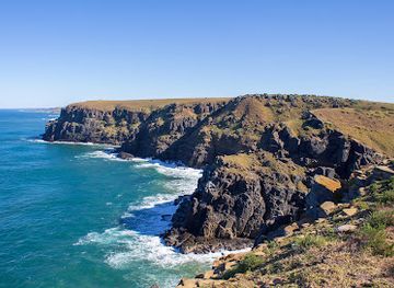 south-africa/wild-coast/attraction/morgan-bay-cliffs
