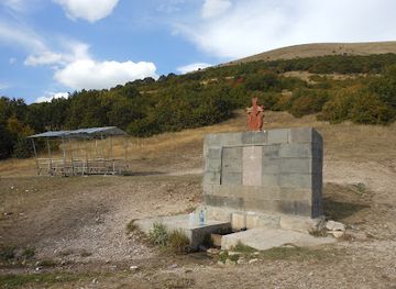 armenia/aparan-reservoir/attraction/ttujur-aghbyur